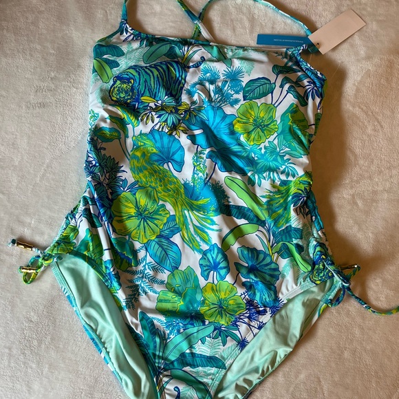 Brand New Tropical Women Swimming suit🆕